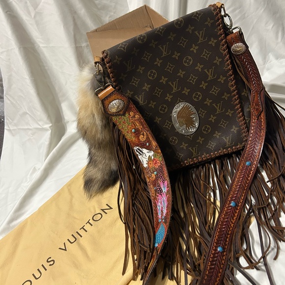Louis Vuitton Musette Monogram with fringe - Picture 2 of 11